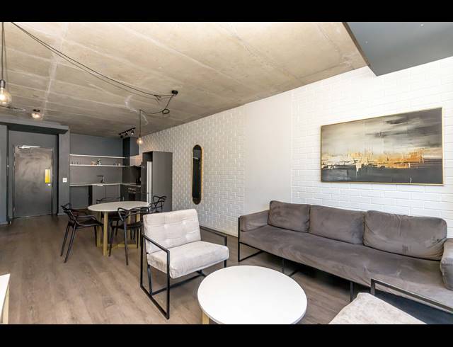 2 BEDROOM APARTMENT FOR SALE IN WOODSTOCK